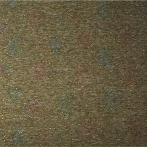 Dressikangas alpifliisiga - säravad lilled, meleeritud hallikas-pruun