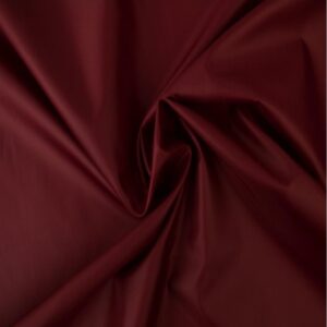 Vetthülgav kangas, bordoopunane