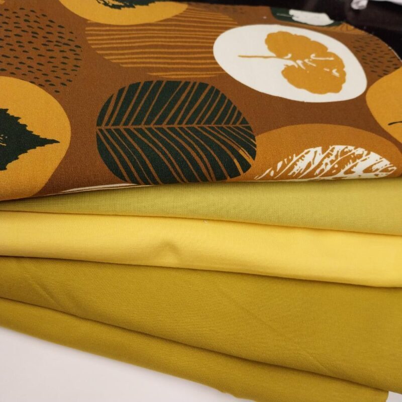 Kollane komplekt - trikotaaž, soonik, dress, 3,23 m