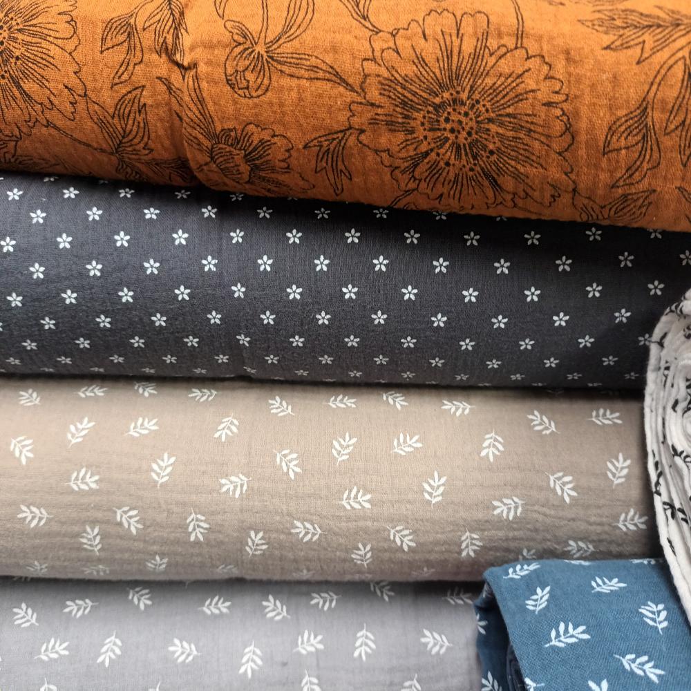 Musliin - väiksed lilled, tumehall - Image 3