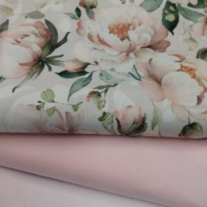 Heleroosa pojengidega dressikomplekt, 1,45 m