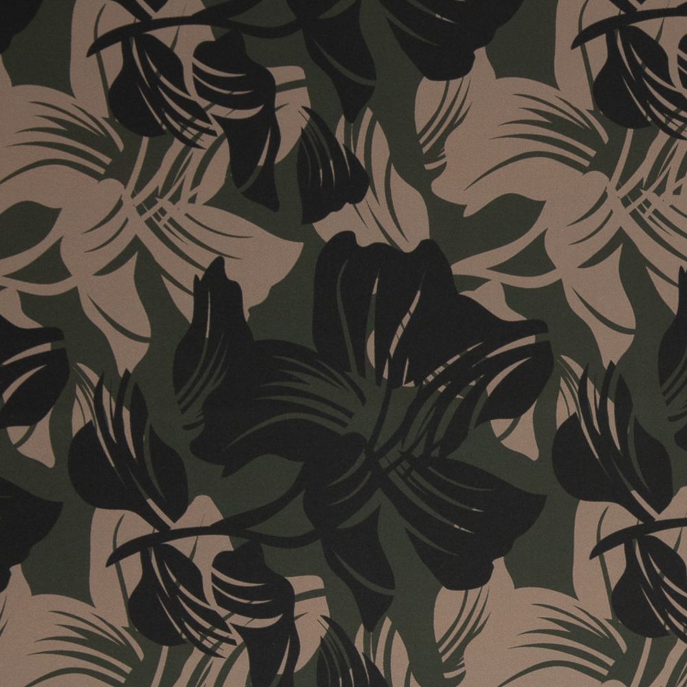 Softshell - suured lilled tumerohelisel